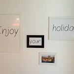 The Modern Apartment *